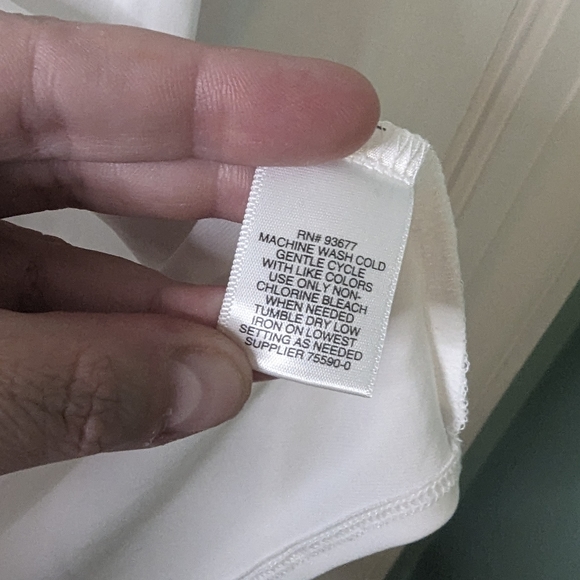 Liz Claiborne L Cream Top - Picture 4 of 7